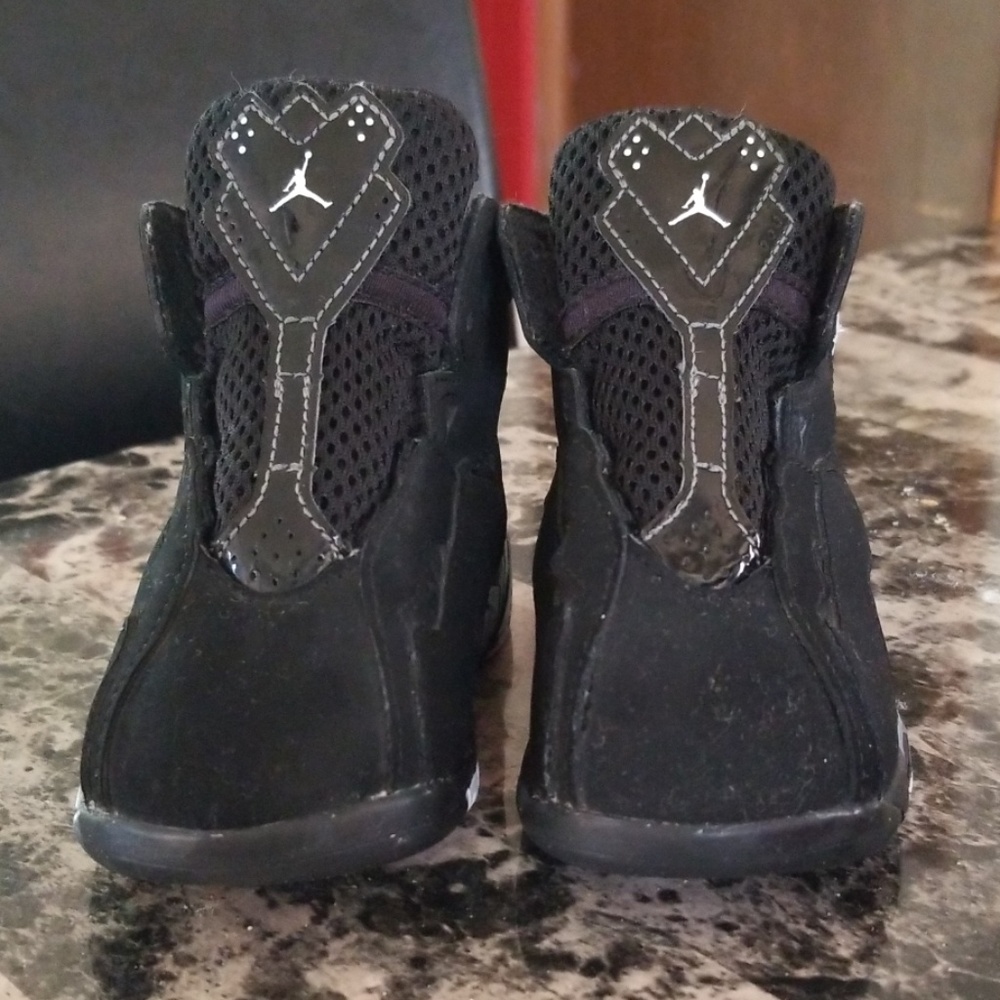 Jordan True Flight size 6c